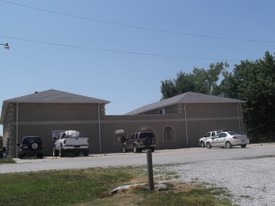 Courtyard Apartments