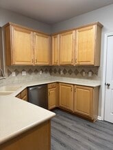 14907 Santa Lucia Dr in Charlotte, NC - Foto de edificio - Building Photo