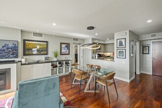 500 W Harbor Dr in San Diego, CA - Building Photo - Building Photo