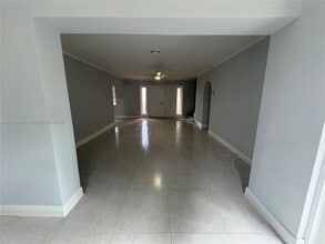 3600 SW 32 Ave in West Park, FL - Building Photo - Building Photo