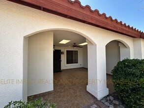 491 S Corte Del Cantante in Green Valley, AZ - Building Photo - Building Photo