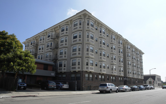 Madison Park Apartments in Oakland, CA - Building Photo - Building Photo