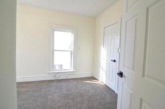 2501 Poppleton Ave in Omaha, NE - Building Photo - Building Photo
