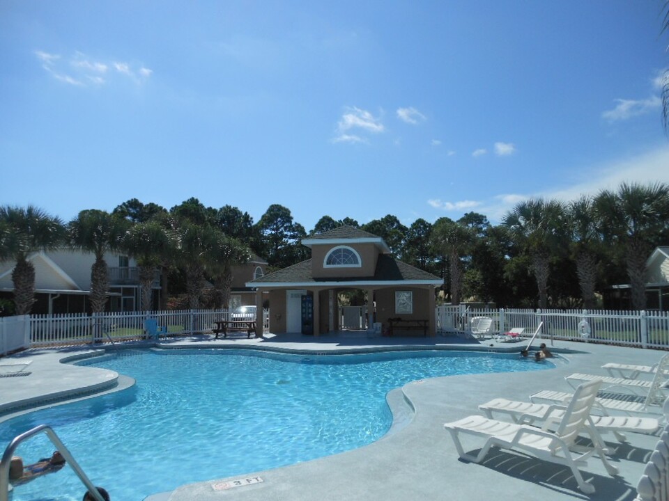 109 Seagrass Way in Panama City Beach, FL - Building Photo