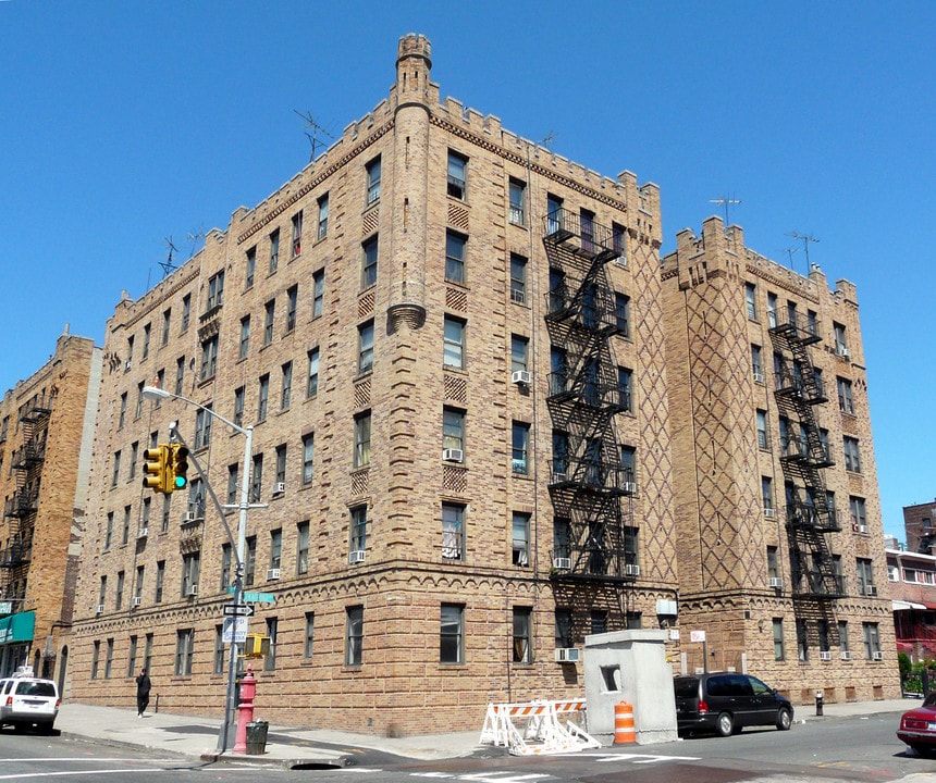 1599 Watson Ave in Bronx, NY - Building Photo