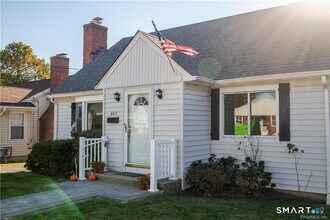 927 Birmingham St in Bridgeport, CT - Building Photo - Building Photo
