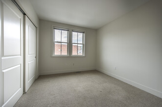 108 2nd St, Unit 2 BED 2.5 BATH in Cambridge, MA - Building Photo - Building Photo