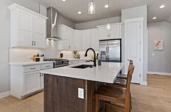 1475 Harebell St in Berthoud, CO - Building Photo - Building Photo