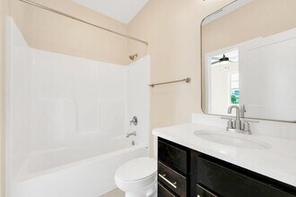 519 E Cherry St in Springfield, MO - Building Photo - Building Photo