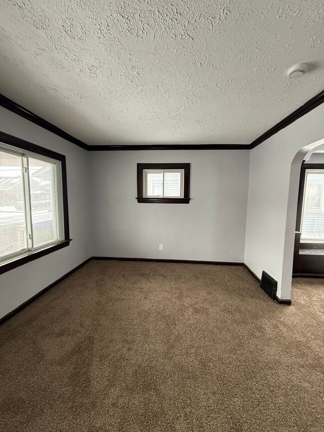 15106 Edgewood Ave in Cleveland, OH - Building Photo - Building Photo