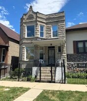 711 S Tripp Ave, Unit 2 Apartamentos