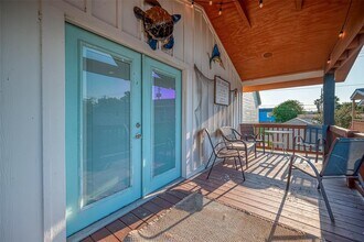 5824 Avenue R in Galveston, TX - Building Photo - Building Photo