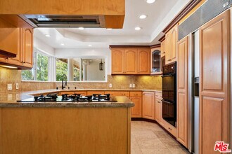 3401 Alginet Dr in Los Angeles, CA - Building Photo - Building Photo