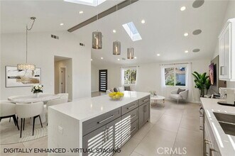 6017 Encino Ave in Los Angeles, CA - Building Photo - Building Photo