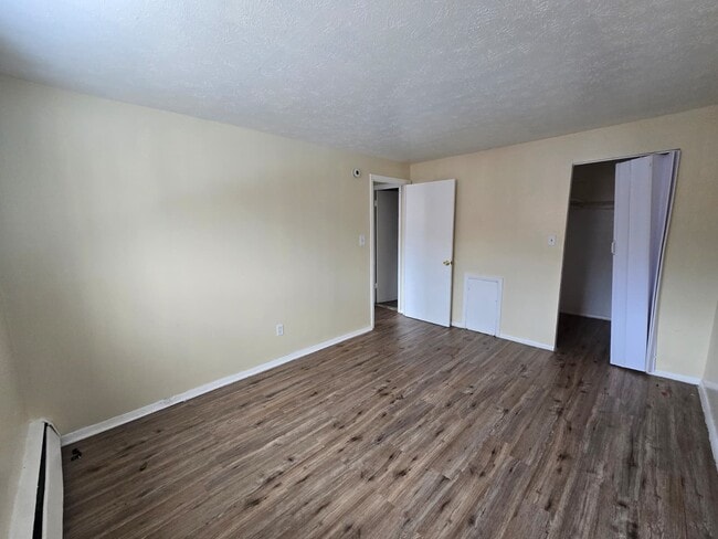 14815 Euclid Ave