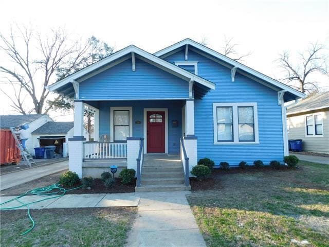 property at 210 E 6th St