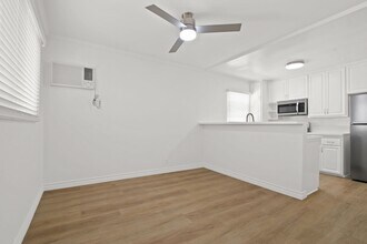 937 6th St in Santa Monica in Santa Monica, CA - Foto de edificio - Building Photo