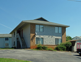 154 Kenilworth Dr Apartments