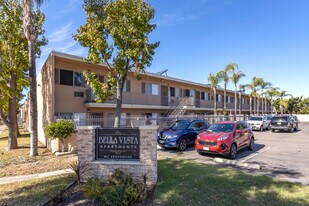 Bella Vista in El Cajon, CA - Building Photo