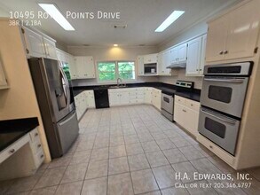 10495 Royal Points Dr in Northport, AL - Building Photo - Building Photo