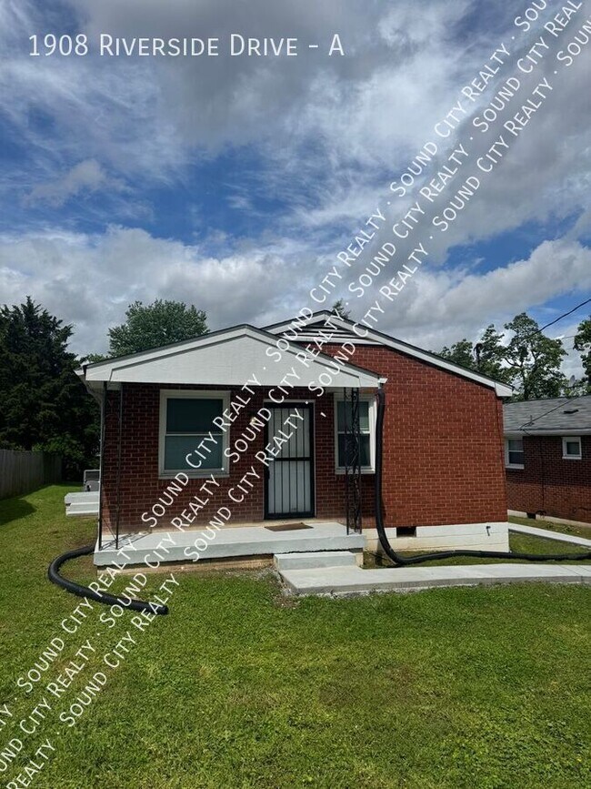 property at 1908 Riverside Dr