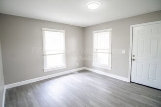 5804 Old Rutledge Pike in Knoxville, TN - Building Photo - Building Photo