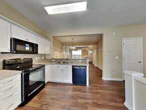 110 Durston Loop in Morrisville, NC - Building Photo - Building Photo