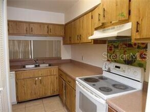 4862 S Semoran Blvd in Orlando, FL - Building Photo - Building Photo