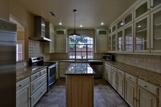 2921 Normah St in Dallas, TX - Foto de edificio - Building Photo