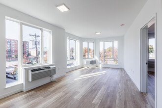 300 STATE in Hackensack, NJ - Building Photo - Interior Photo