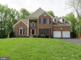 12511 Woodbridge Ct, Unit 2 in Bowie, MD - Building Photo
