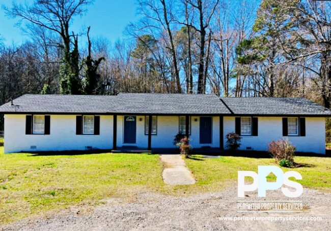 6127-6129 E Fayetteville Dr in Riverdale, GA - Building Photo - Building Photo