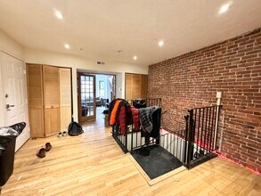 45 Gainsborough St, Unit 01 in Boston, MA - Building Photo - Building Photo