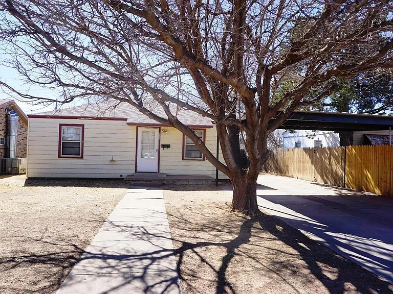 3207 Amherst St in Lubbock, TX - Building Photo