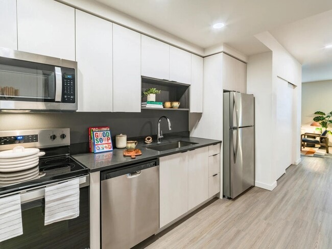 Modera Woodstock in Portland, OR - Building Photo - Building Photo