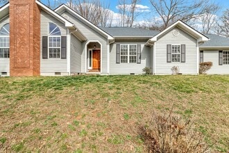 12 Bethel Dr in Asheville, NC - Building Photo - Building Photo