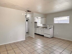 329 7th St SW in Winter Haven, FL - Building Photo - Building Photo