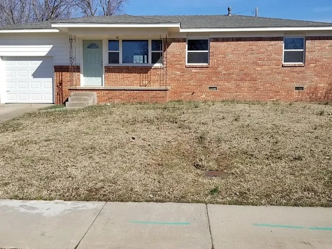 property at 301 E 11th St