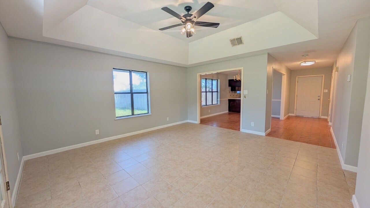 5810-5812 Masters Blvd in Harlingen, TX - Building Photo