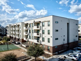 Pathways at Chalmers Courts East in Austin, TX - Building Photo