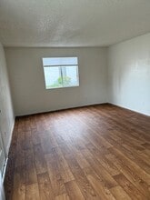 6649 N 27th Ave, Unit 1 in Phoenix, AZ - Foto de edificio - Building Photo