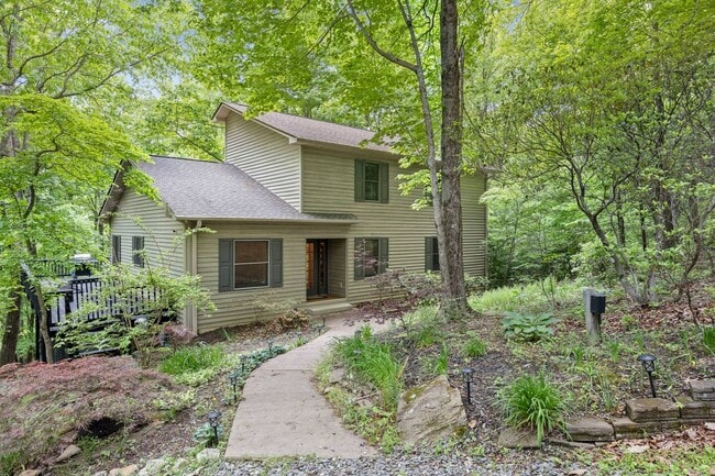 property at 154 Laurel Haven Rd