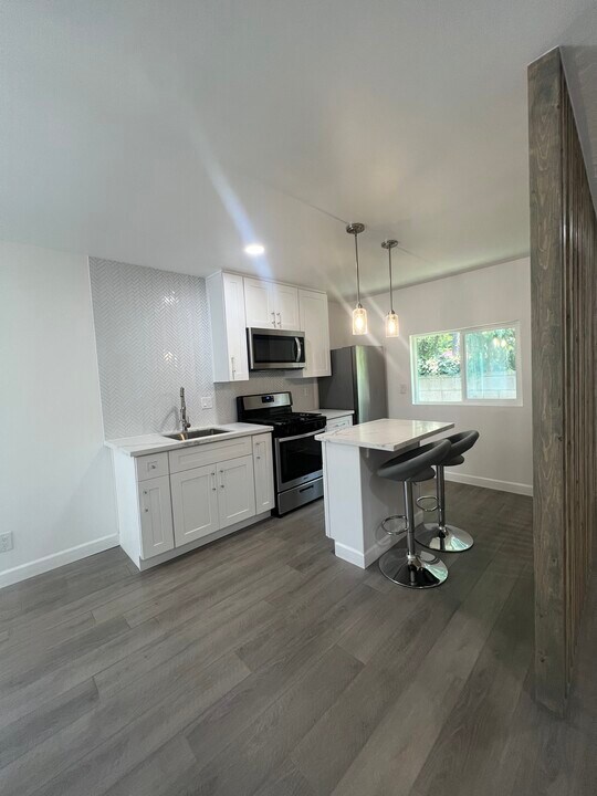 3523 La Clede Ave, Unit Studio in Los Angeles, CA - Building Photo