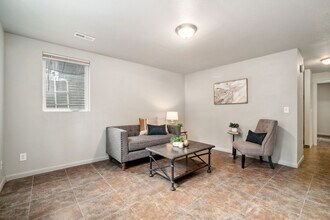 810 W Laurel St in Fort Collins, CO - Building Photo - Building Photo