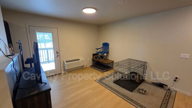 1221 Commonwealth Ave in Duluth, MN - Building Photo - Building Photo