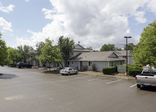 Cameron Park Village Apartments in Cameron Park, CA - Building Photo - Building Photo