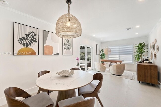 45 Palermo Ave in Coral Gables, FL - Building Photo - Building Photo