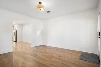 1129 Euclid St in Houston, TX - Building Photo - Building Photo