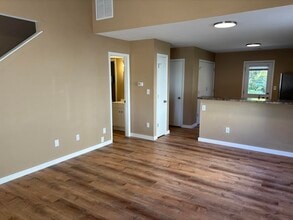 1707 Hanover Blvd in Columbia, MO - Building Photo - Building Photo