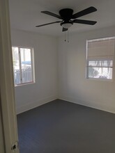1930 Magnolia Ave, Unit 1930 1/2 in Los Angeles, CA - Building Photo - Building Photo